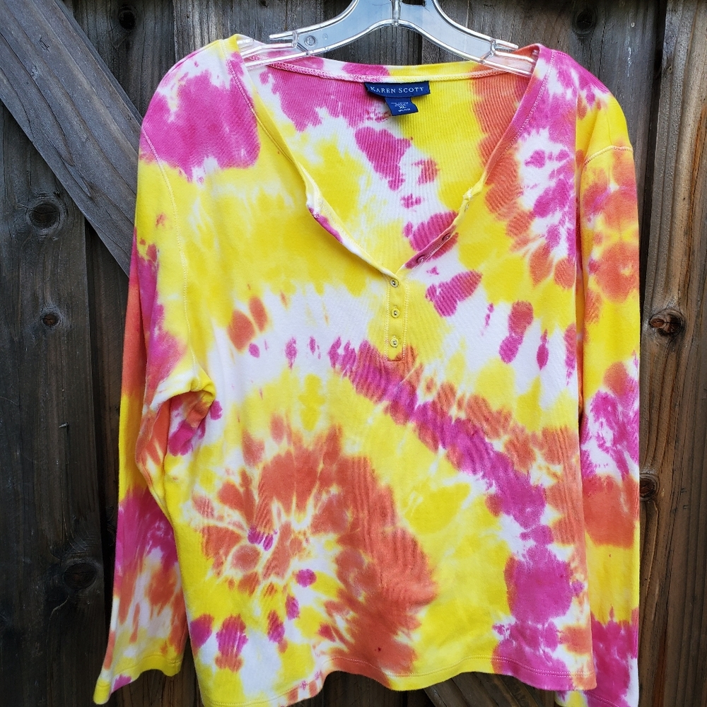 Custom tie dye long sleeve shirt size XL